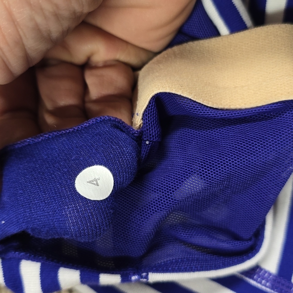 EUC 💎 Lulu Scoop Neck TankPigment Blue/White/Narrow Bold Stripe/Pigment Blue - Picture 10 of 10